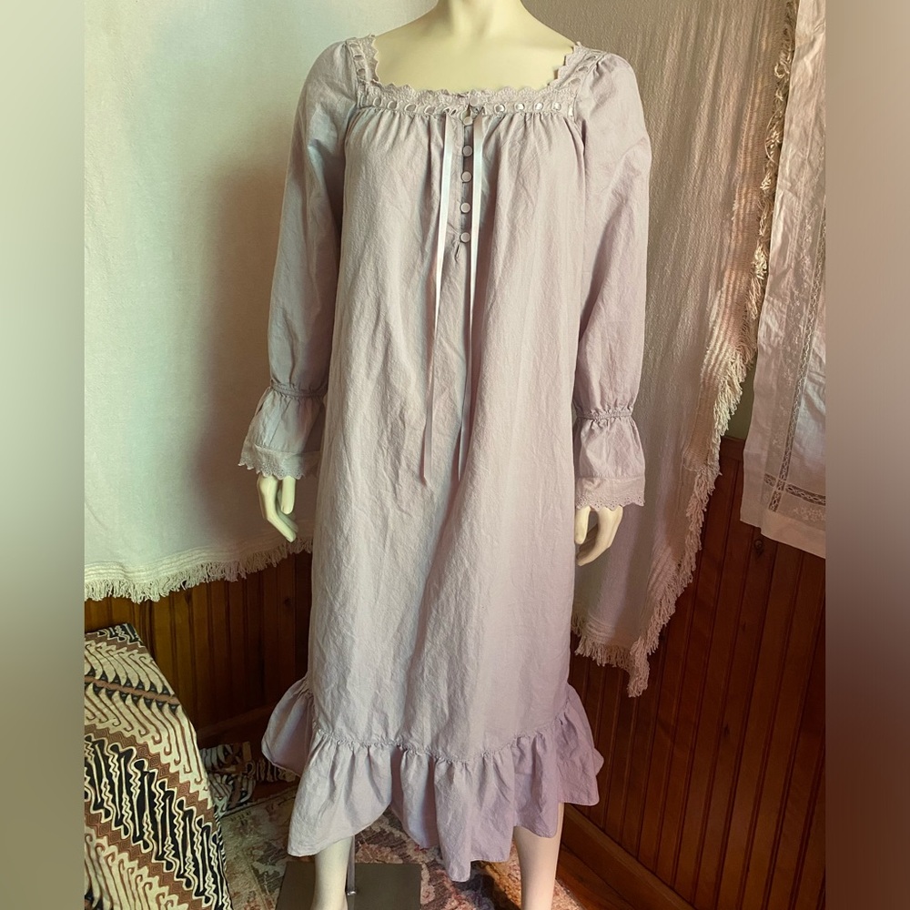 Women’s Cotton Nightgown